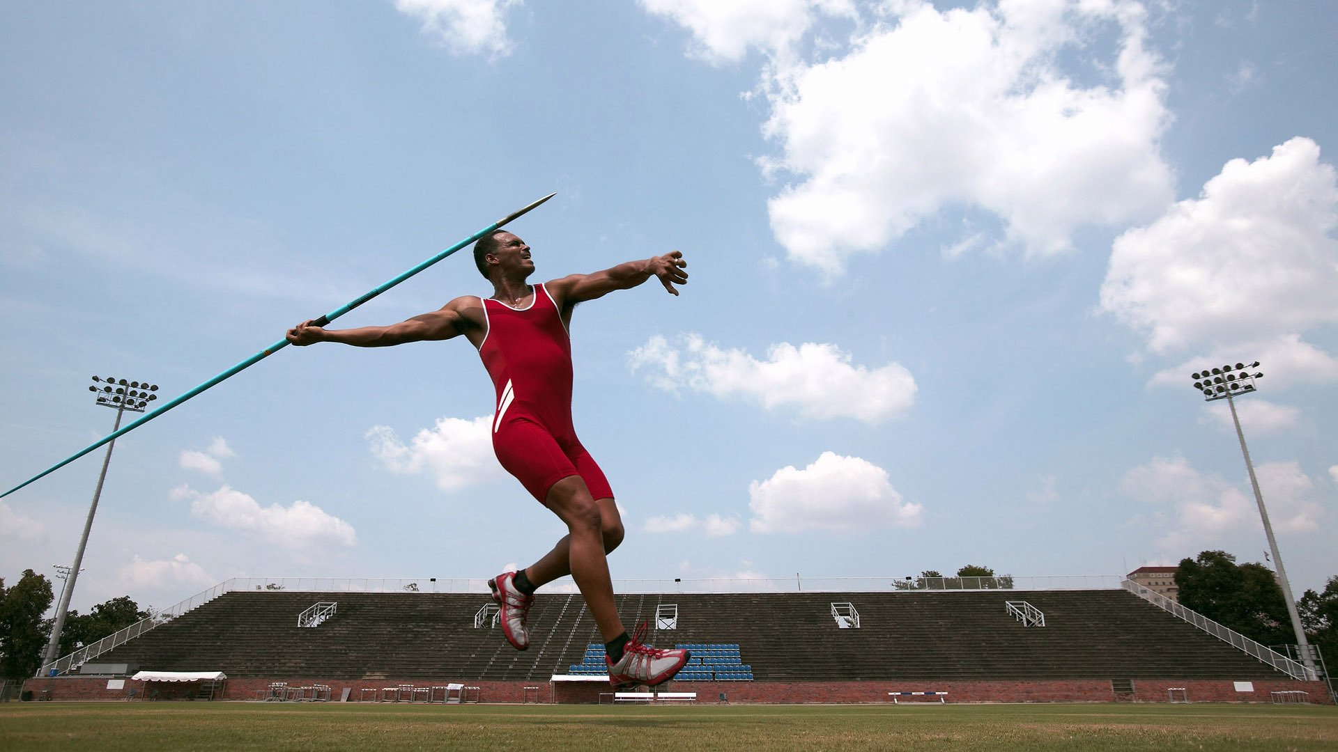 亚洲洲际足球争霸赛场内外风起云涌，亚洲足球赛赛程