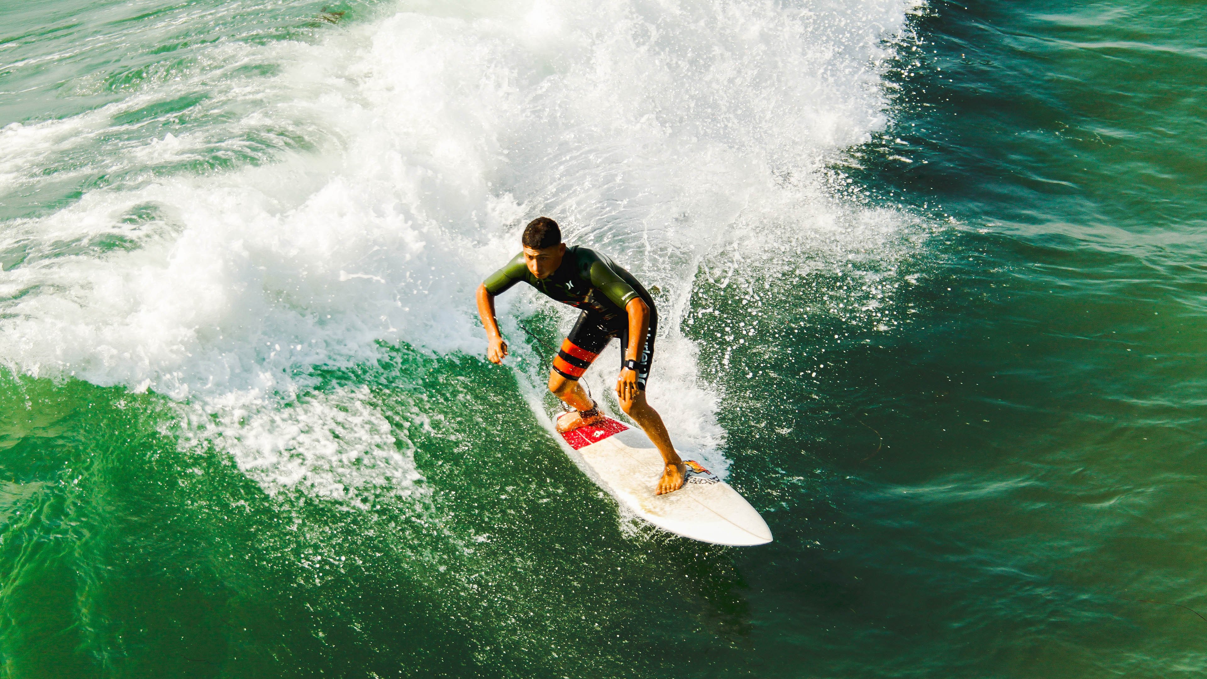亚洲洲际足球争霸赛场内外风起云涌，亚洲足球赛赛程