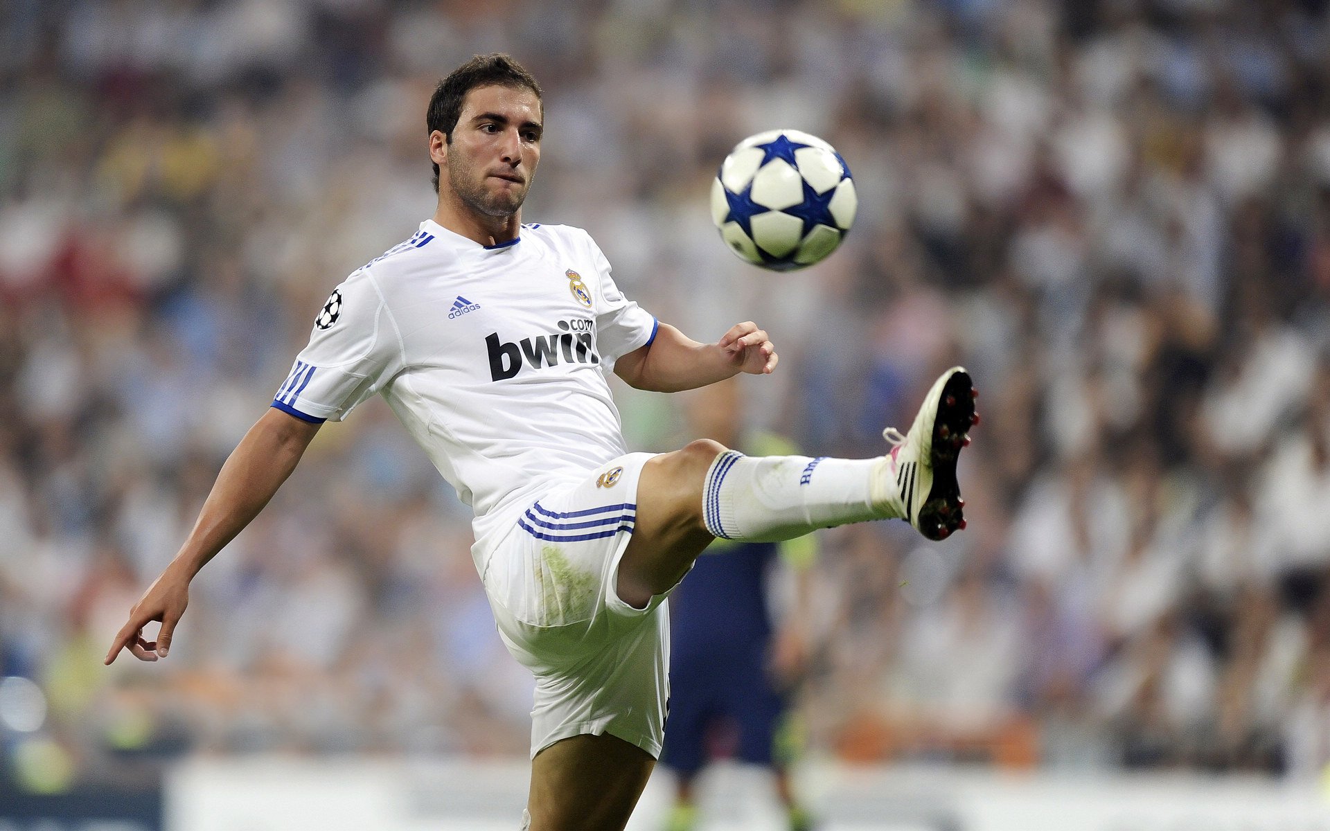 兰斯主场战平马赛，双方握手言和，兰斯对马赛预测